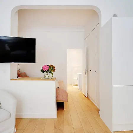 Champs Elysees - Arc De Triomphe Apartment *